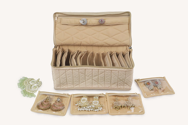 Earring Organiser - 12 Detachable pouch (Sand)