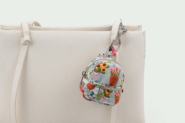 Miniature (Backpack) - The Farm