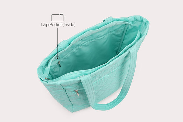 The Daily Tote - Pool party