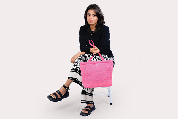 The Daily Tote - Rose milk