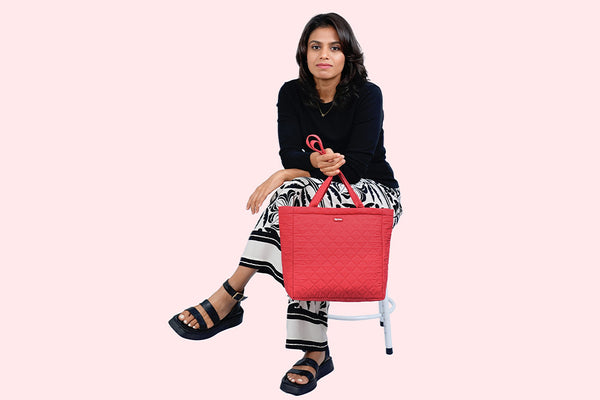 The Daily Tote - Scarlet