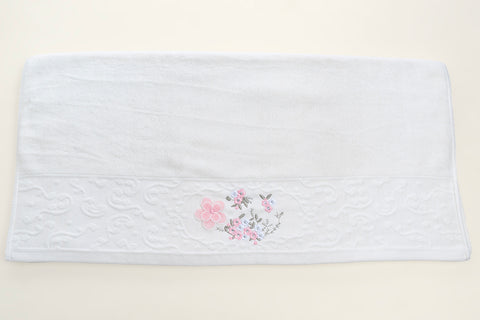 Embroidered bath towel - 3D Flower White