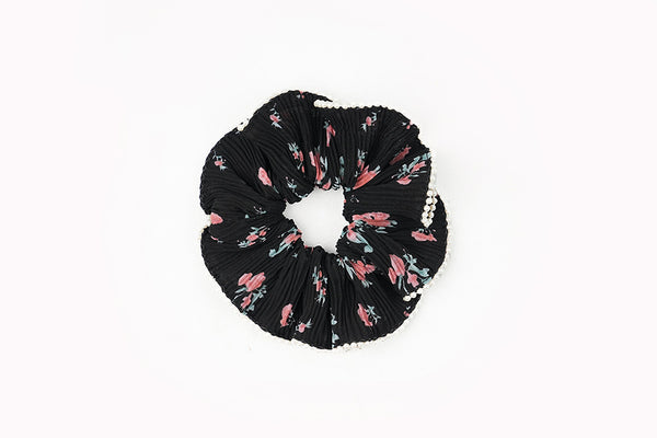 Scrunchies-003 black and pink flower